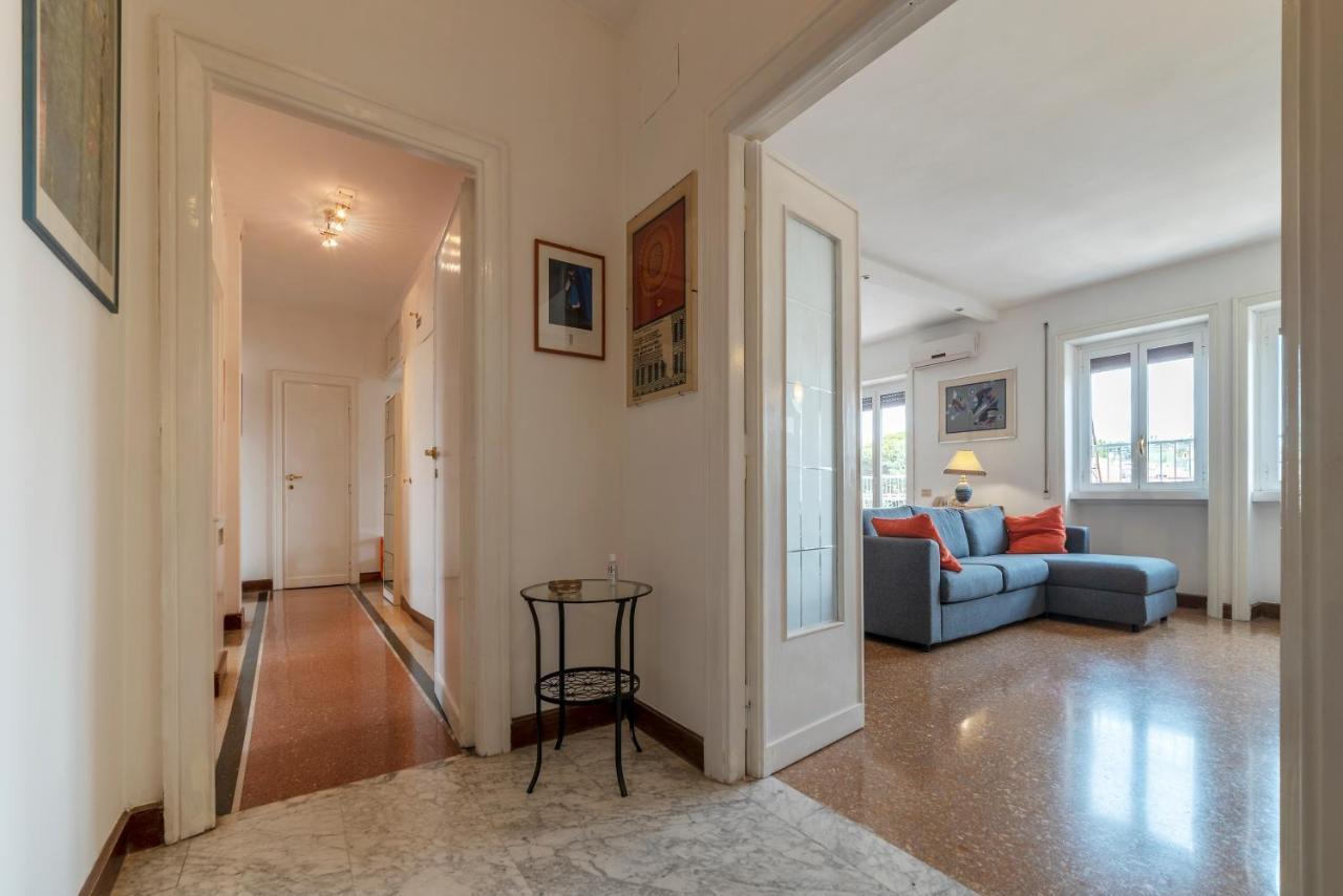 Roomy And Bright Apartment With Terrace 로마 외부 사진