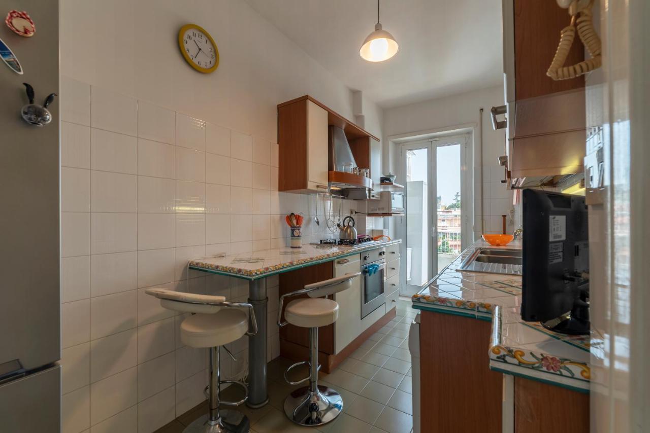 Roomy And Bright Apartment With Terrace 로마 외부 사진