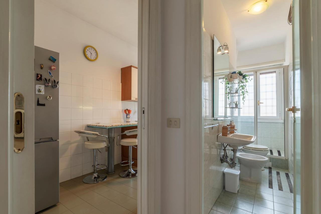 Roomy And Bright Apartment With Terrace 로마 외부 사진