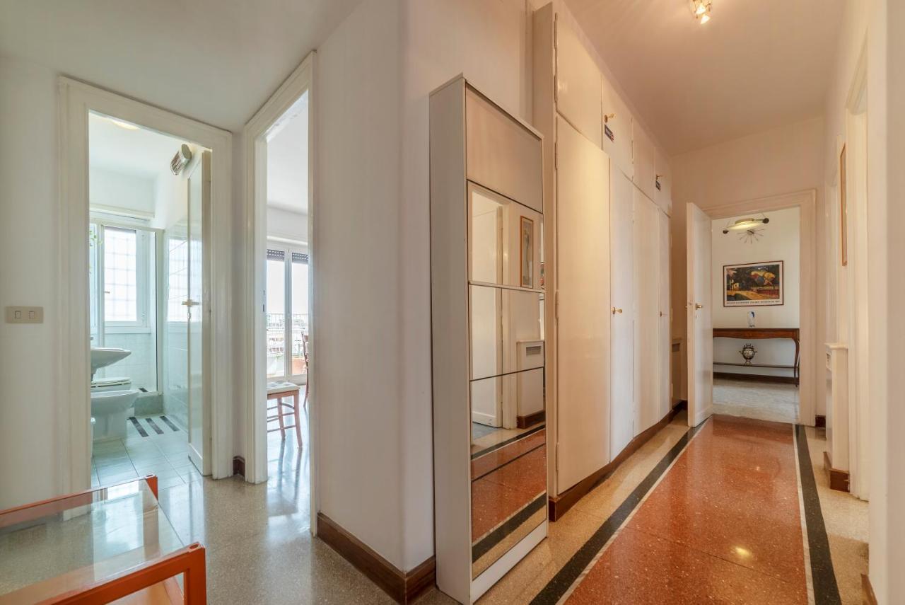 Roomy And Bright Apartment With Terrace 로마 외부 사진